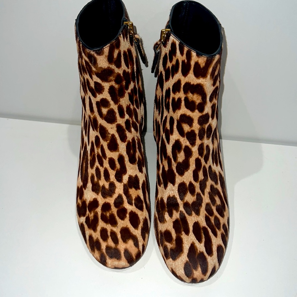 EUC Tory Burch cheetah cowhide booties size 7 - Picture 5 of 6